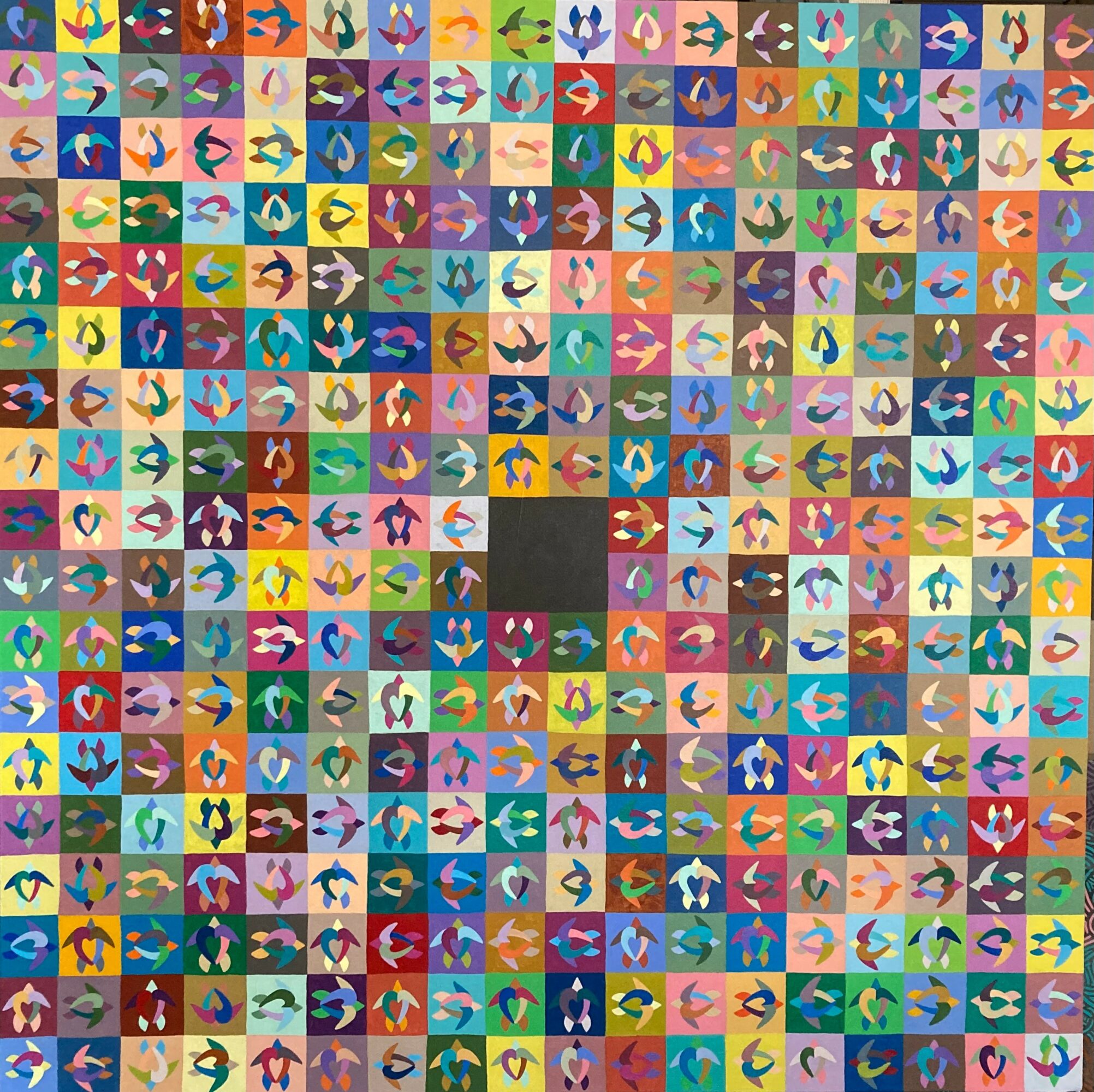 Colorful mosaic of various bird illustrations in small squares, arranged in a circular pattern with a black center.